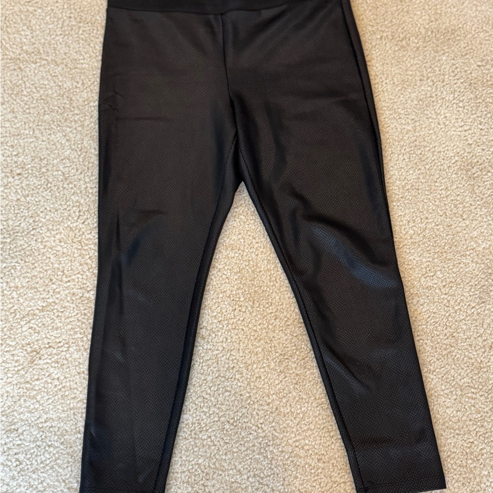 LOFT Black Snakeskin Pattern Leggings, Large